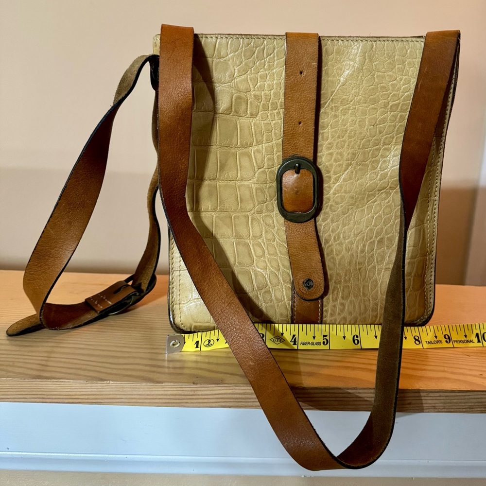 Patricia Nash Golden Tan Croc Venezia Leather Crossbody Purse
